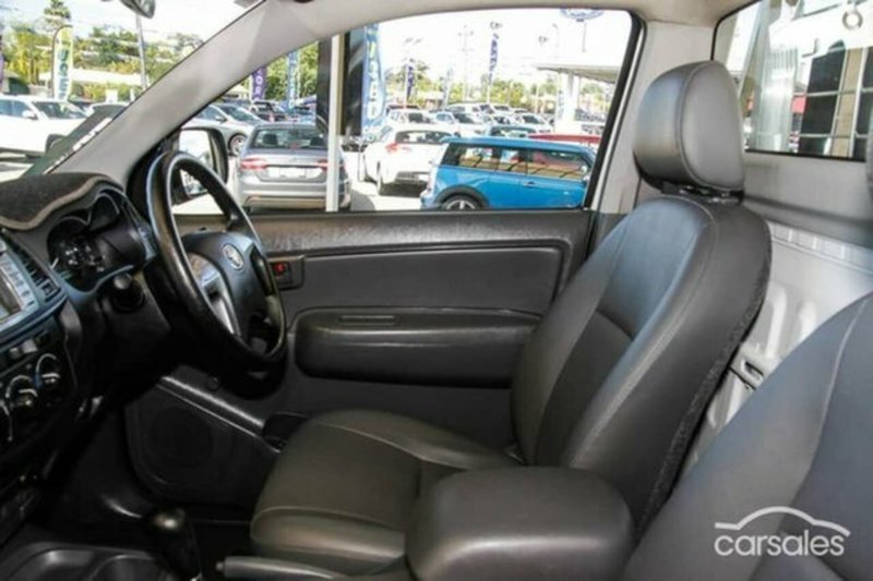 2014 TOYOTA HILUX WORKMATE TGN16R MY14
