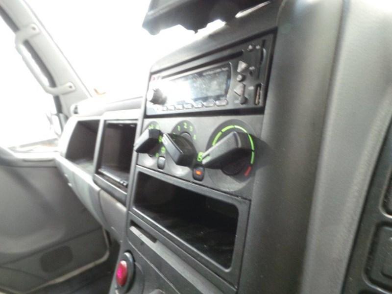 2005 MITSUBISHI FE84 CANTER