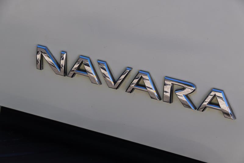 2010 NISSAN NAVARA ST D40