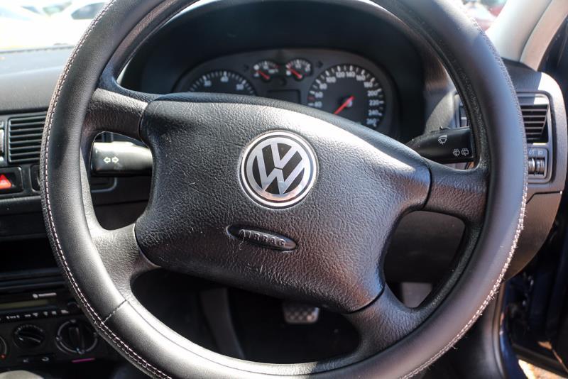2001 VOLKSWAGEN GOLF 4th Gen GL Hatchback 5dr Auto 4sp 1.6i