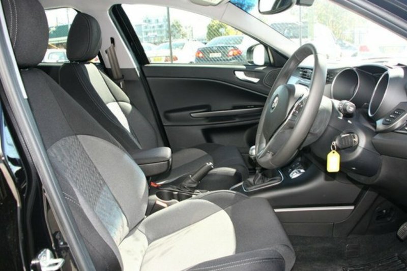2014 ALFA ROMEO GIULIETTA PROGRESSION 1.4