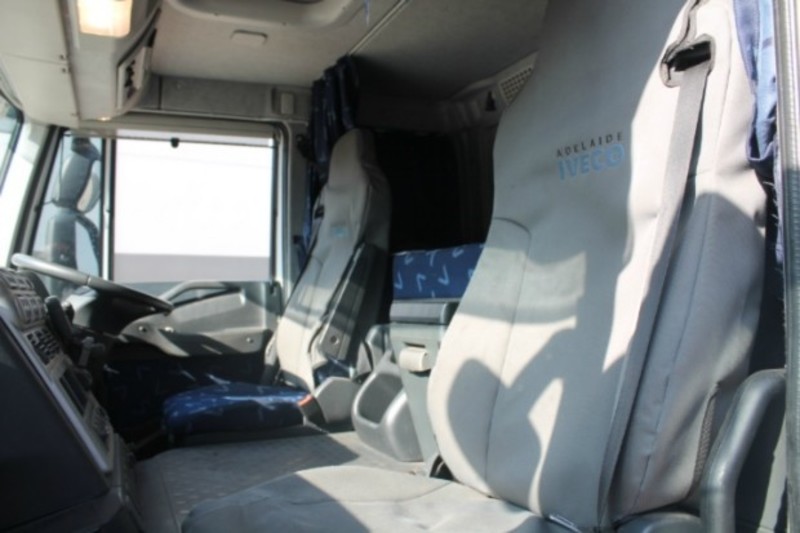 2013 IVECO Stralis ATi 360 Truck