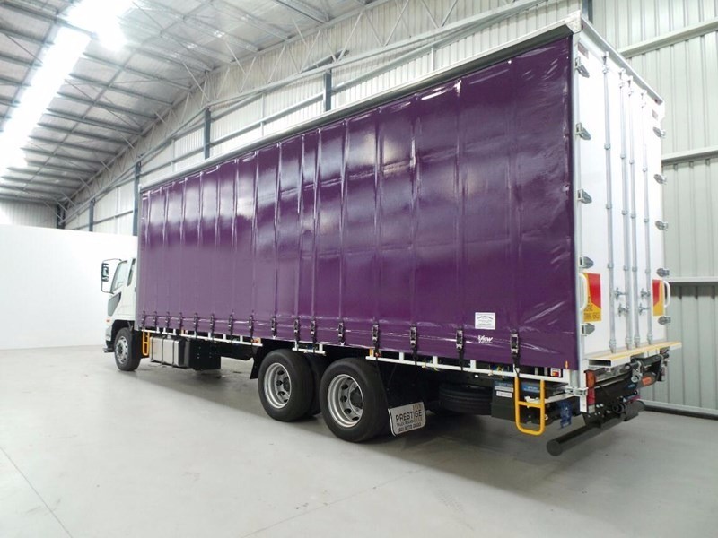 2017 FUSO Fighter 2427 Fighter 2427 Truck