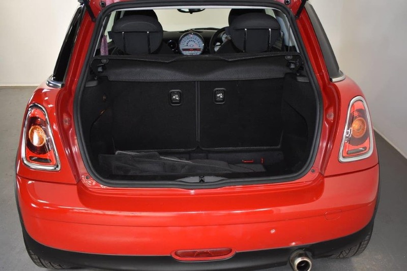 2009 MINI HATCH COOPER CHILLI R56