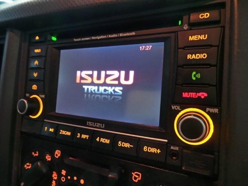 2013 ISUZU NNR200