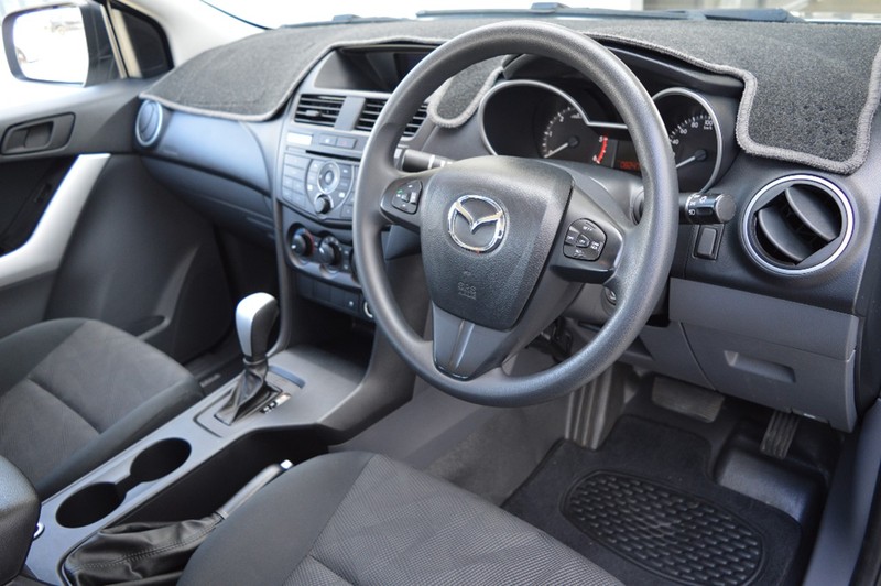 2015 MAZDA BT-50 XT HI-RIDER UP
