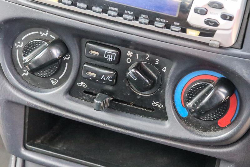 2001 NISSAN PULSAR