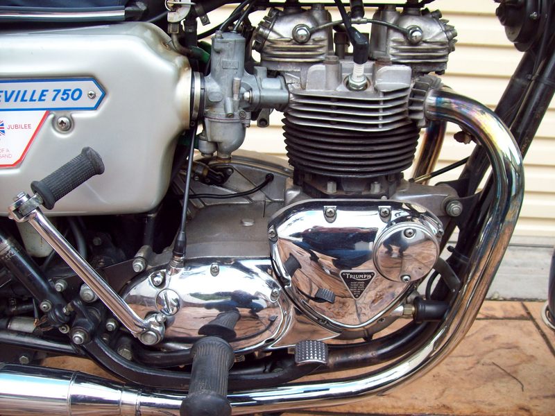 1977 TRIUMPH BONNEVILLE T140