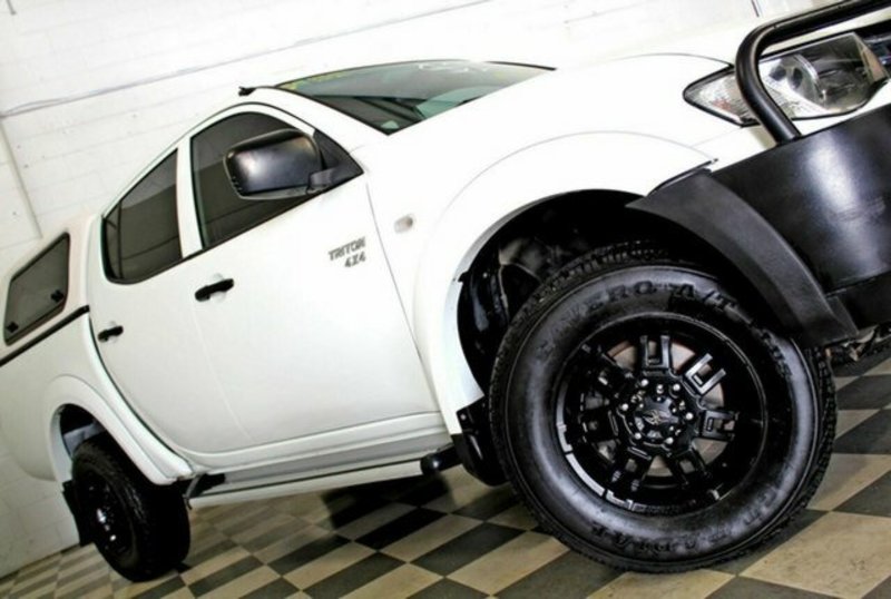 2012 MITSUBISHI TRITON GLX (4x4) MN MY12