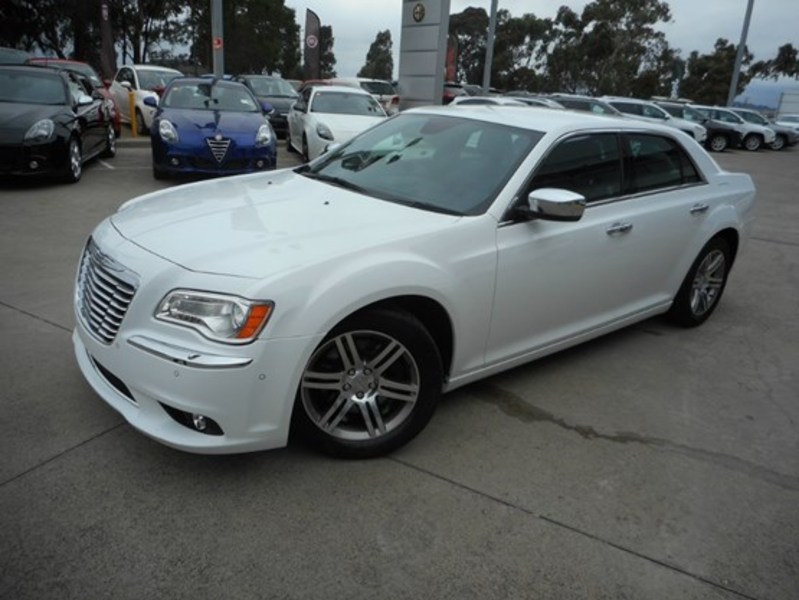 2014 CHRYSLER 300 C E-SHIFT MY14