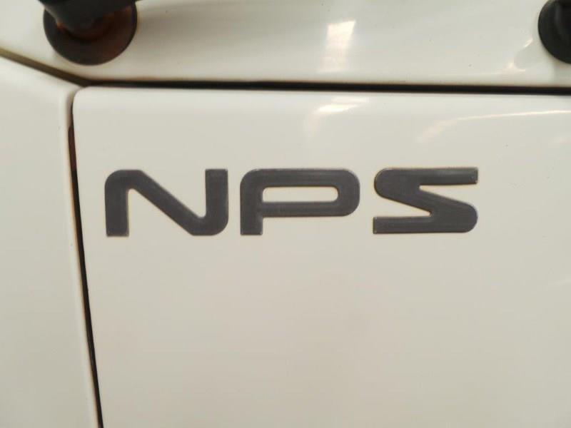 2011 ISUZU NPS300 4X4 SERVICE TRAY TRUCK