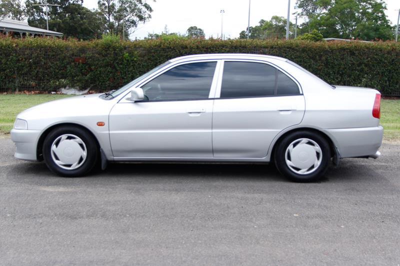 2002 MITSUBISHI LANCER GLi CE