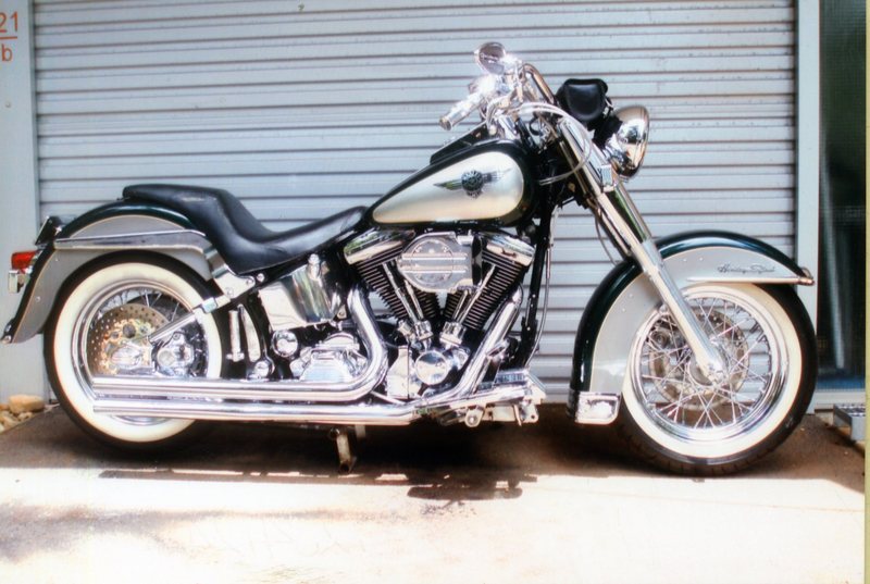 1996 HARLEY-DAVIDSON SOFTAIL HERITAGE SPECIAL FLSTN