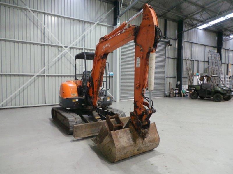 2004 HITACHI ZX50U