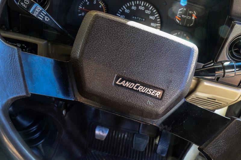 1986 TOYOTA LANDCRUISER HJ75