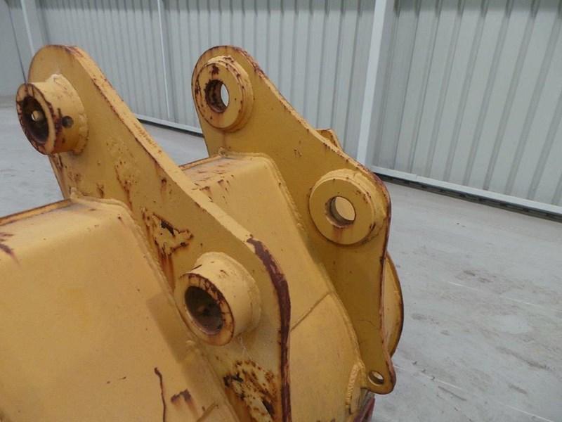 2017 WORKMATE 1000MM BUCKET