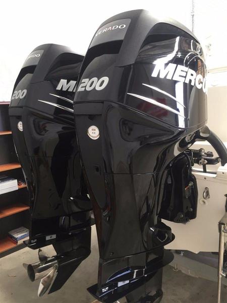 Boston Whaler 240 Outrage Nicest example in Australia