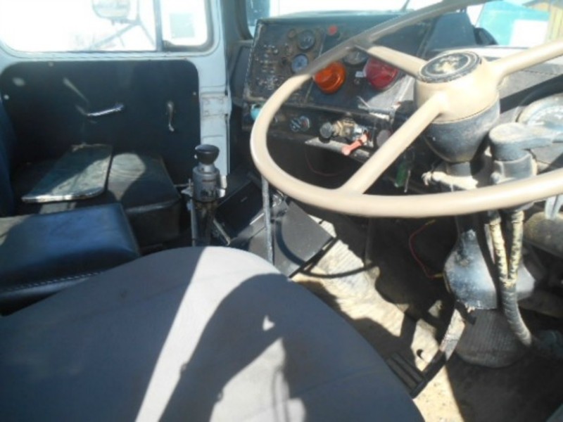 1977 MACK R600 SERIES R600 SERIES Truck