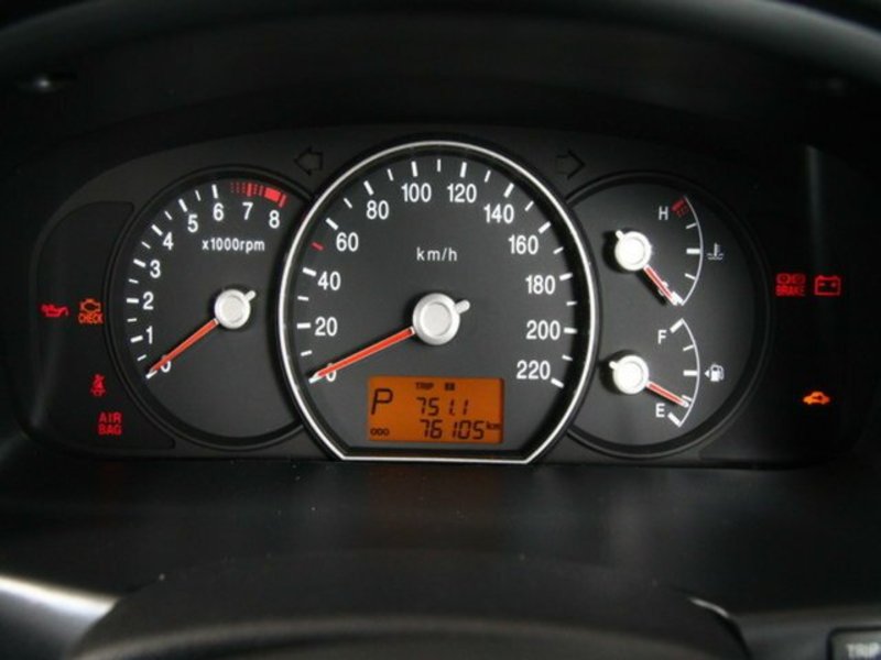 2009 KIA RONDO EX UN