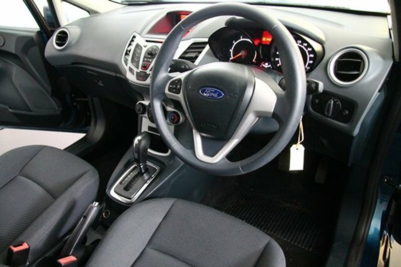 2010 FORD FIESTA LX WS