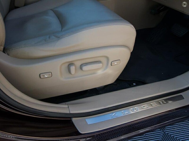 2011 TOYOTA KLUGER GRANDE GSU40R