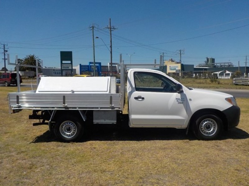 2006 TOYOTA HILUX WORKMATE TGN16R