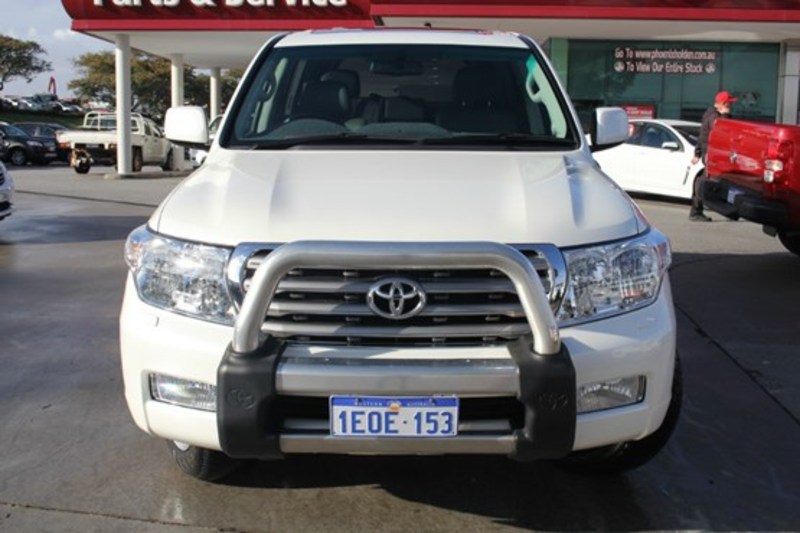 2011 TOYOTA LANDCRUISER SAHARA UZJ200R MY10