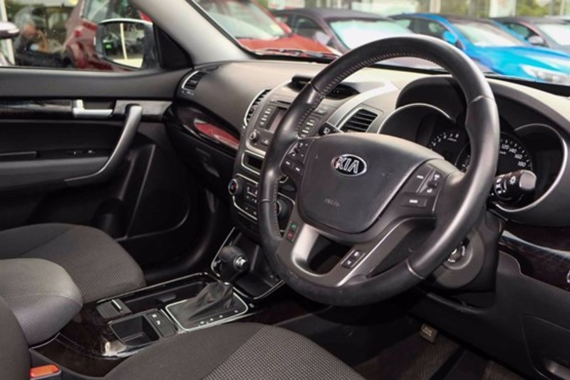2014 KIA SORENTO SI XM