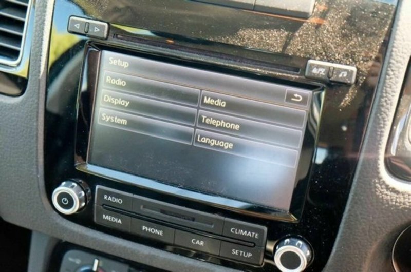 2012 VOLKSWAGEN TOUAREG 150TDI Tiptronic 4MOTION 7P MY12.5