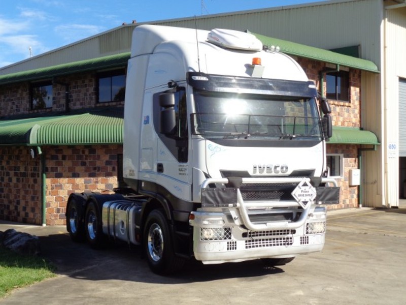 2015 IVECO Stralis 560 E5 Truck