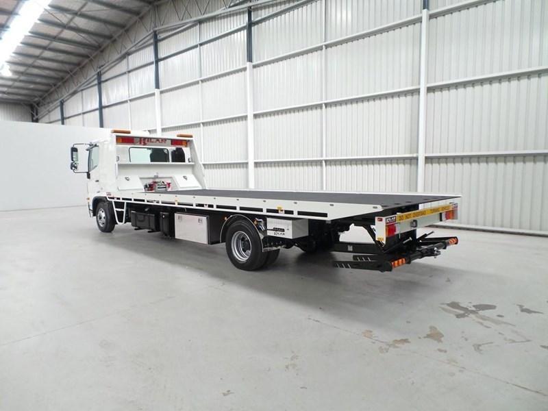 2017 HINO 500 SERIES - FD 1124 X-LONG
