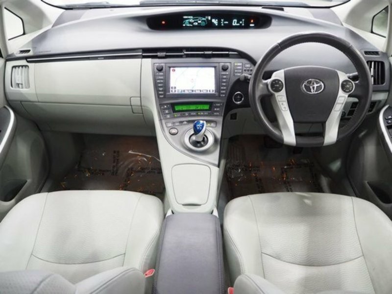 2009 TOYOTA PRIUS I-TECH HYBRID ZVW30R