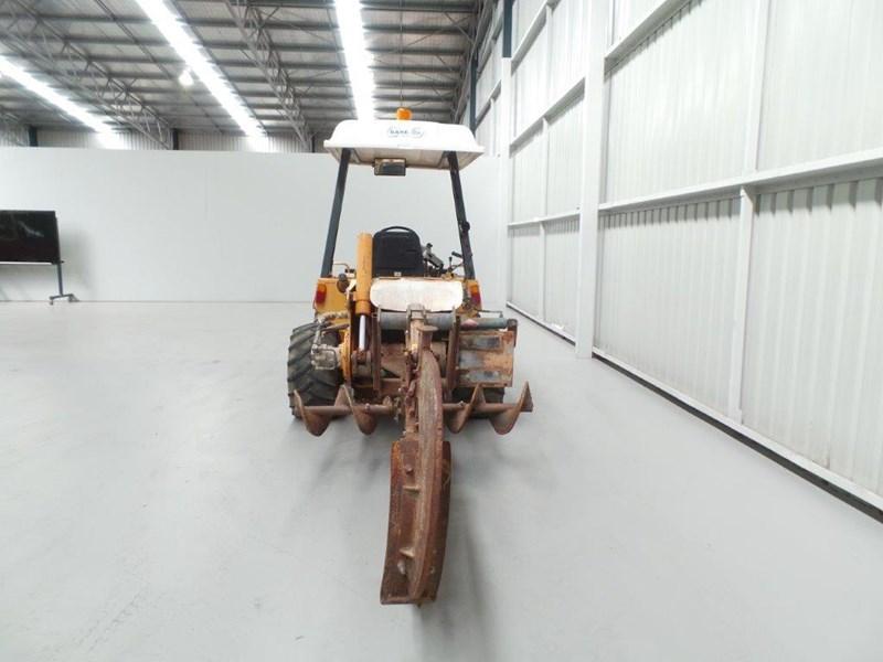 1995 CASE 560 TRENCHER