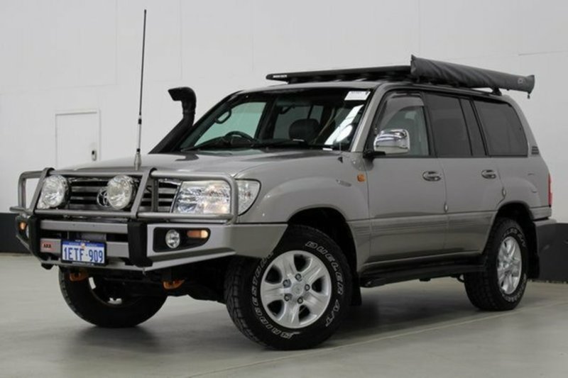 2006 TOYOTA LANDCRUISER SAHARA (4x4) UZJ100R UPGRADE