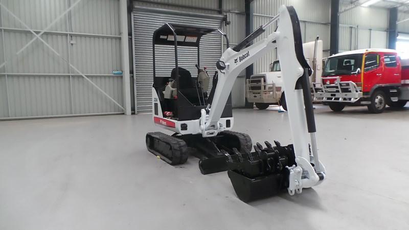 2011 BOBCAT 324M MINI EXCAVATOR