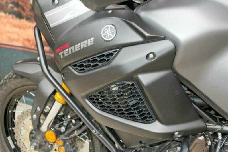 2015 YAMAHA SUPER TENERE ES (XT1200ZE) DUAL PURPOSE Dual Sports