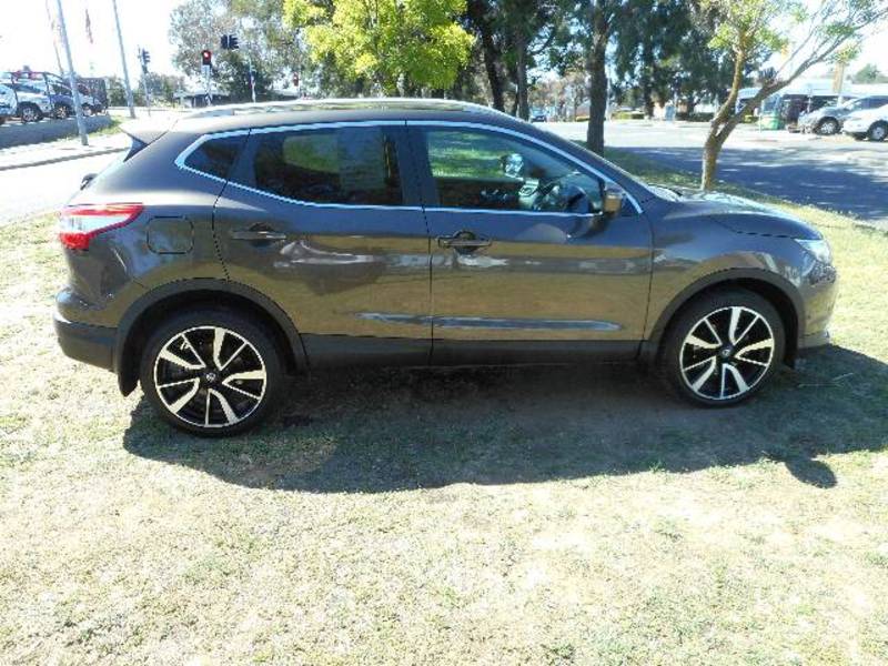 2015 NISSAN QASHQAI TL J11