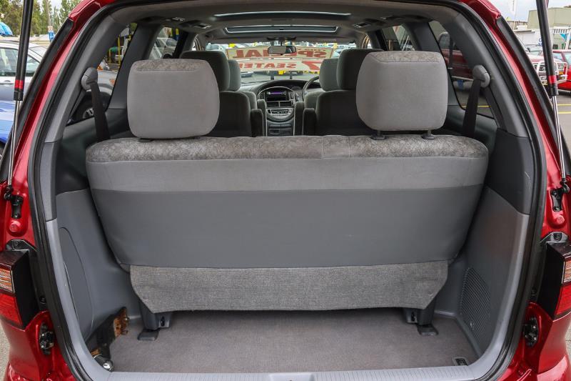 2001 TOYOTA TARAGO
