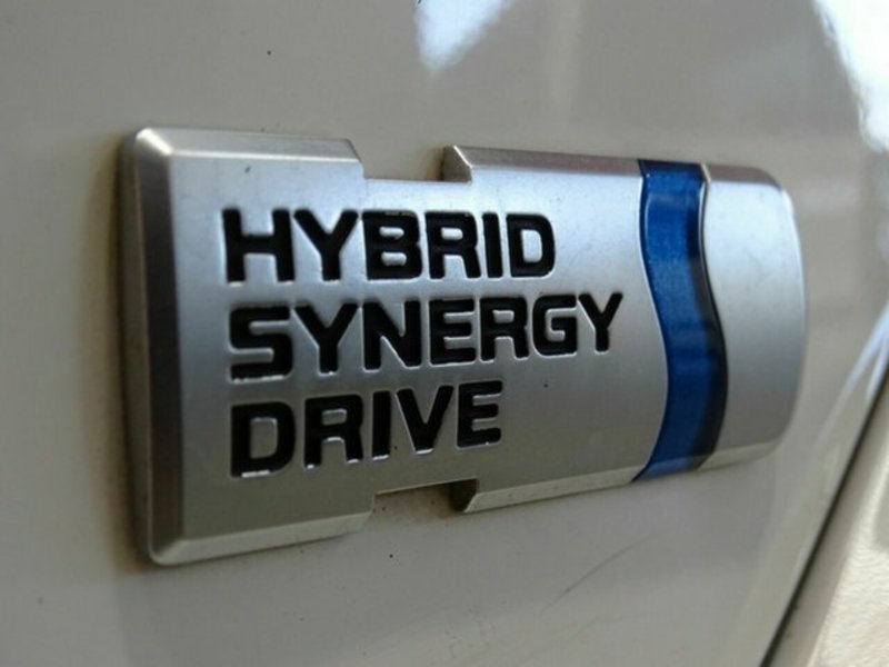 2014 TOYOTA CAMRY HYBRID H AVV50R
