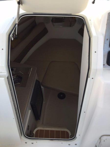 Century 2400 WALK AROUND BIG VOLUME BOAT GREAT FISHING N FAMILY