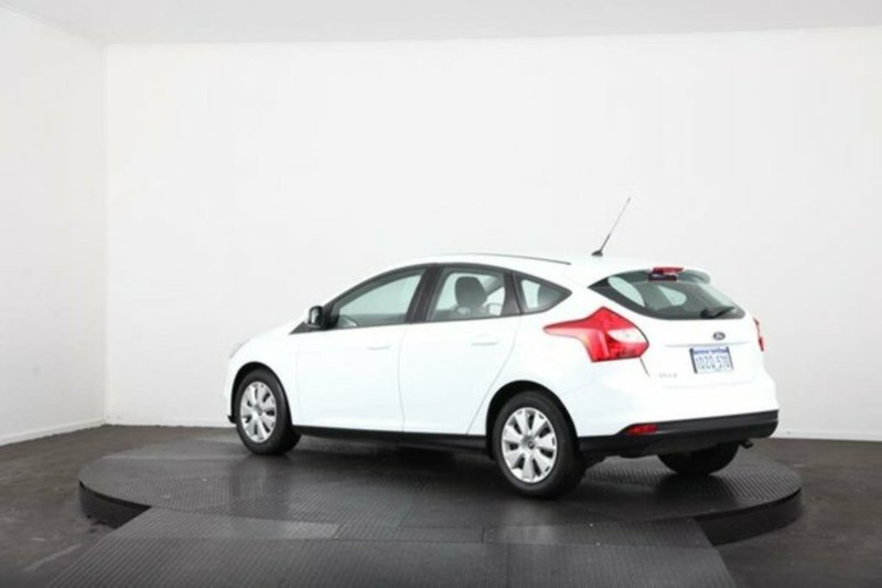 2012 FORD FOCUS AMBIENTE LW MK2