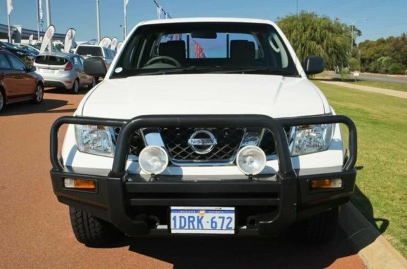 2009 NISSAN NAVARA RX D40