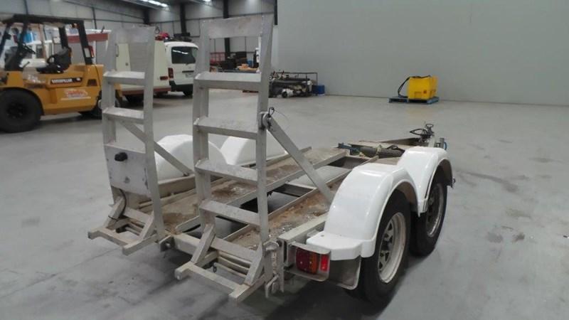 2015 UNKNOWN ALLOY MACHINE TRAILER