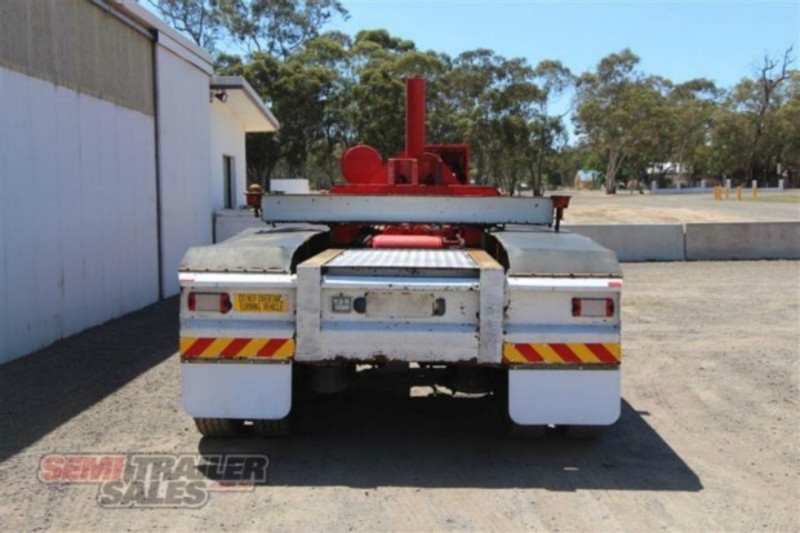 2004 MOORE Retractable Tipping Skel