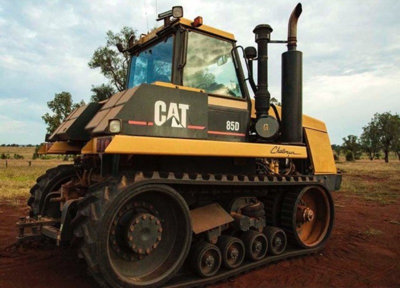 1996 CATERPILLAR Challenger 85D Tractor