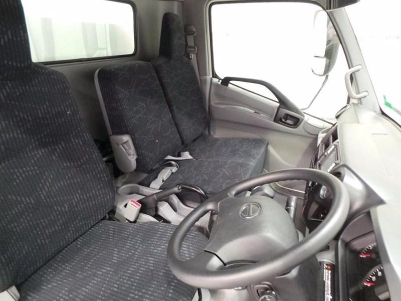 2017 HINO 300 SERIES - 716