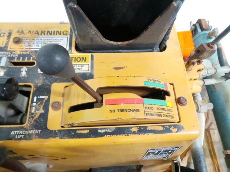 1995 CASE 560 TRENCHER