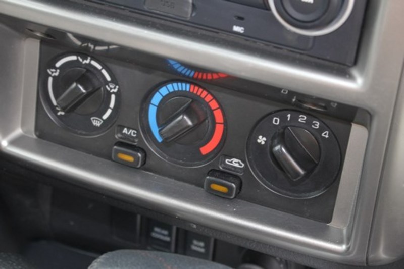 2012 NISSAN PATROL ST GU 8