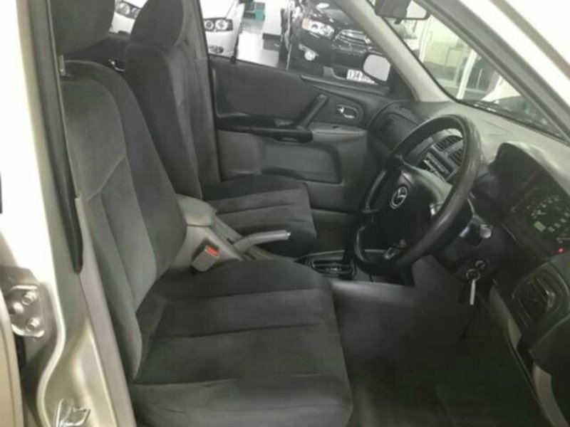 2003 MAZDA 323 ASTINA