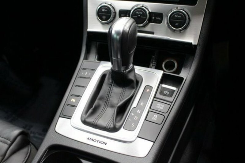 2012 VOLKSWAGEN PASSAT V6 FSI HIGHLINE 3C MY12